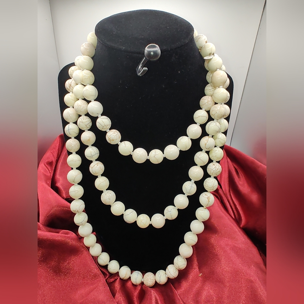 🤗 Jewelry Show Tomorrow Morning! 🎉 Can't Wait To See You! - Picture 9 of 16